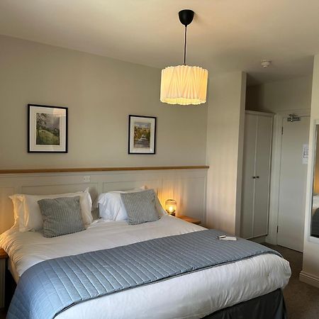 Eldon'S Bed & Breakfast Раундстоун Экстерьер фото