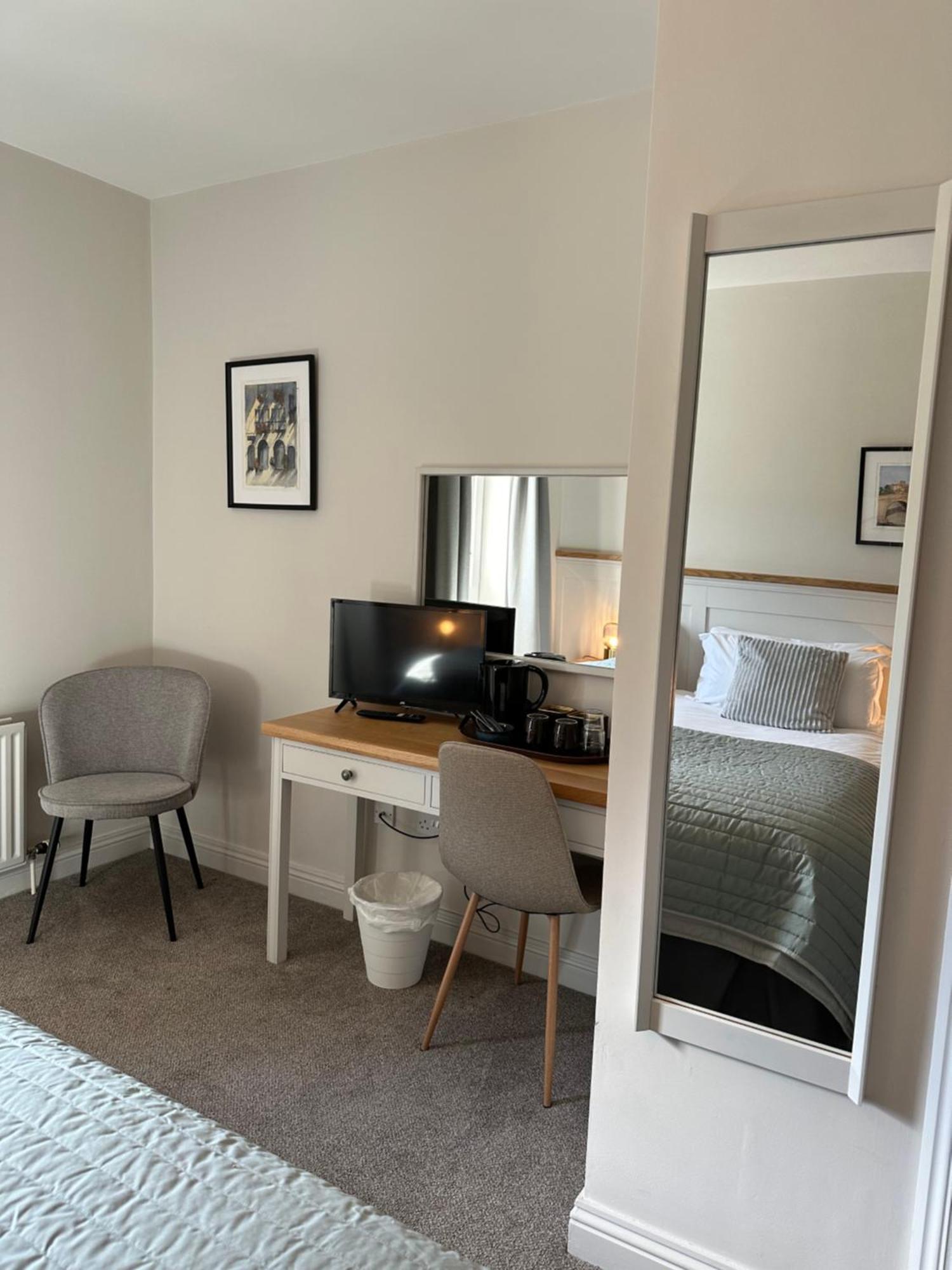 Eldon'S Bed & Breakfast Раундстоун Экстерьер фото